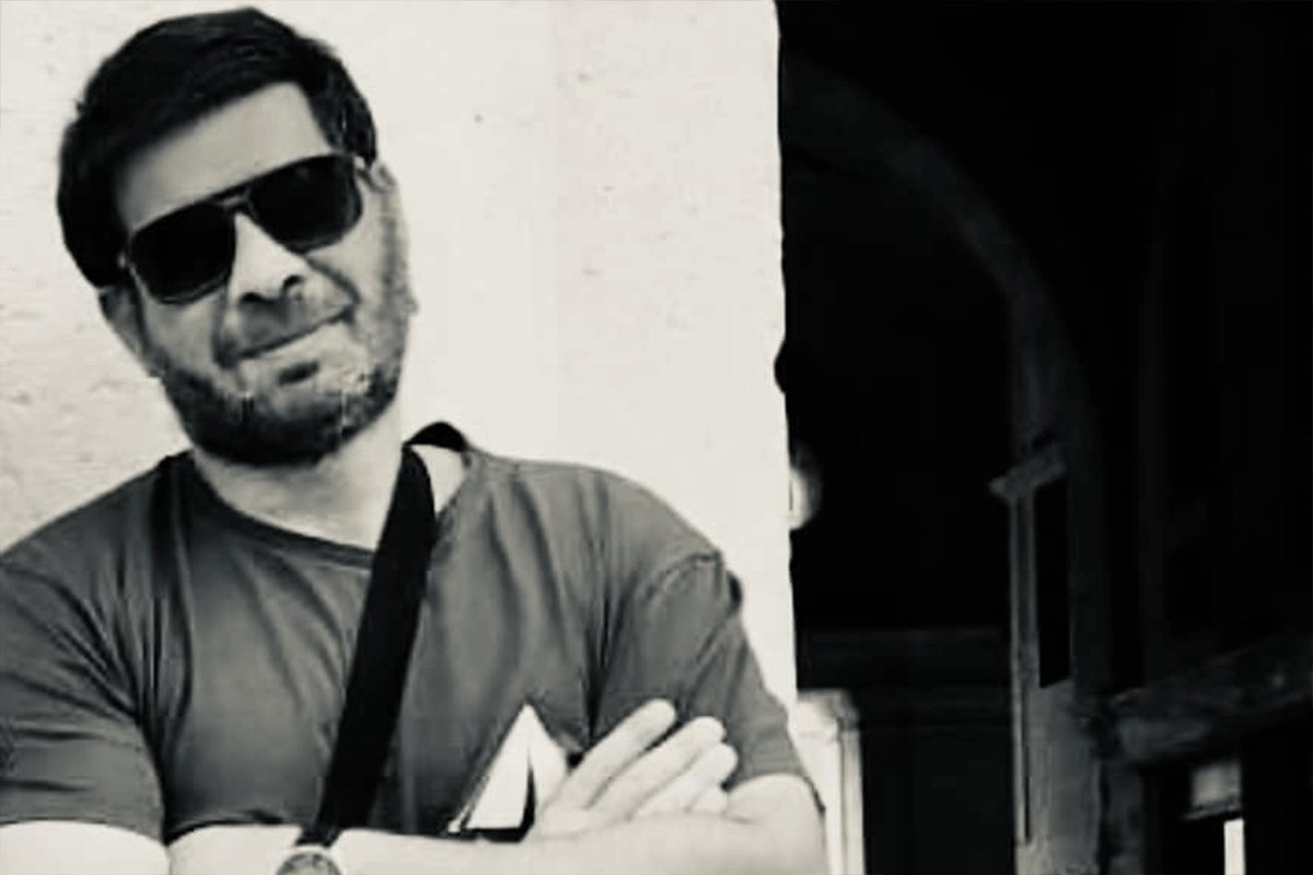 Oglasio se Vojin Mijatović: 