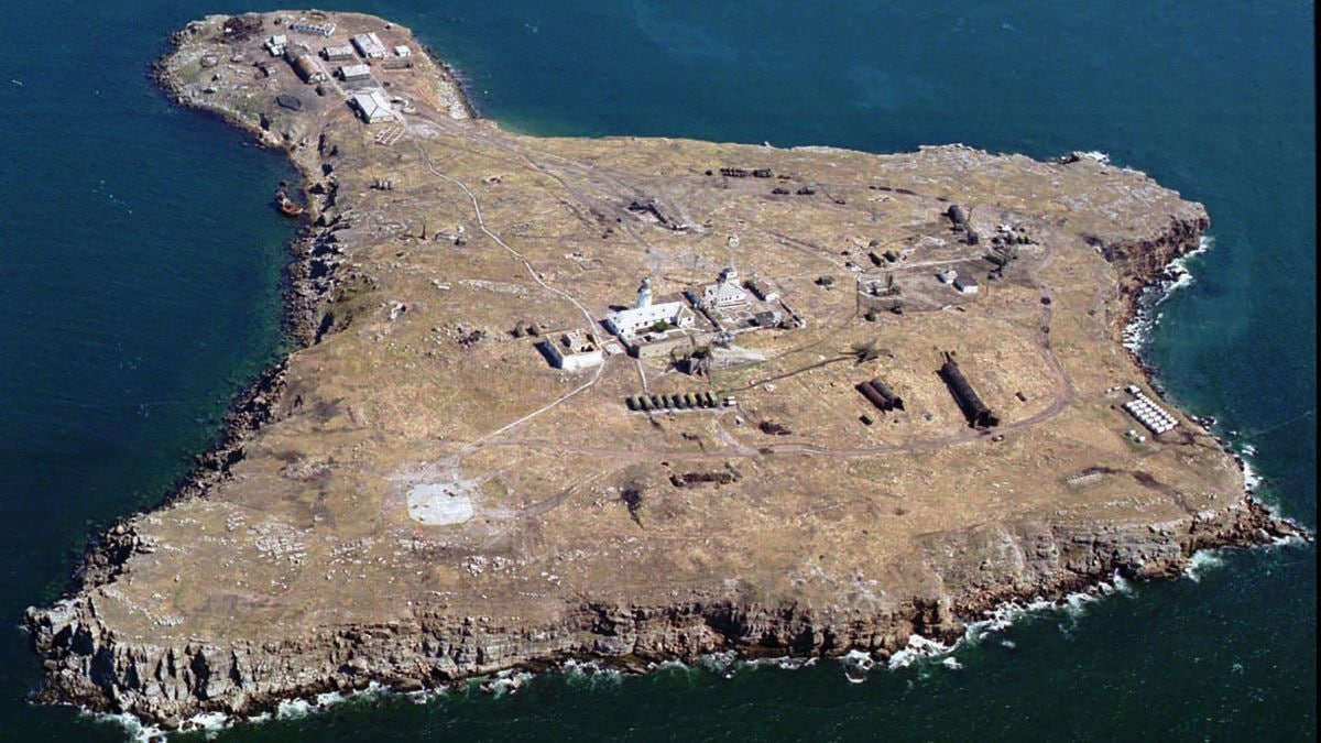 Rusija: Ukrajinci očajnički pokušavaju zauzeti Zmijsko ostrvo. Tijela leže na obali