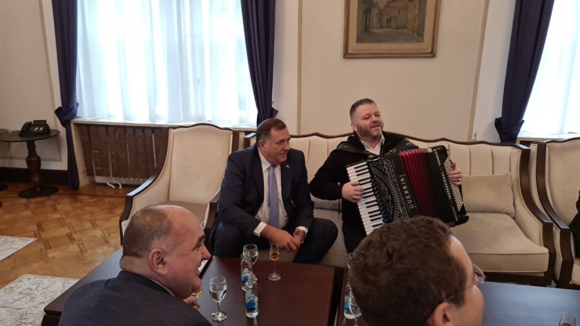 Dodik: Harmonika uspjela da izvede na čistac opoziciju i otkrije njihovo pravo lice