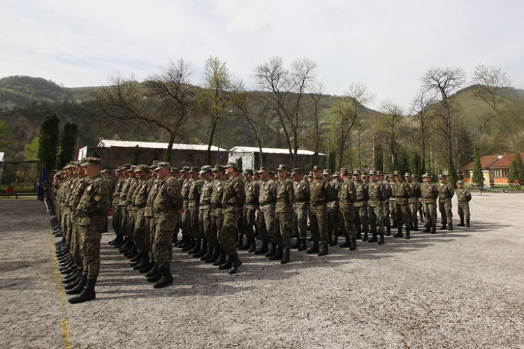 Vojnici gladni u hladnim kasarnama
