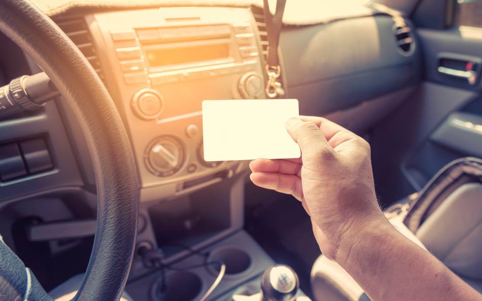 Pooštravanje saobraćajnih kazni u najavi: Ko napravi četiri teža prekršaja, ostaje bez auta