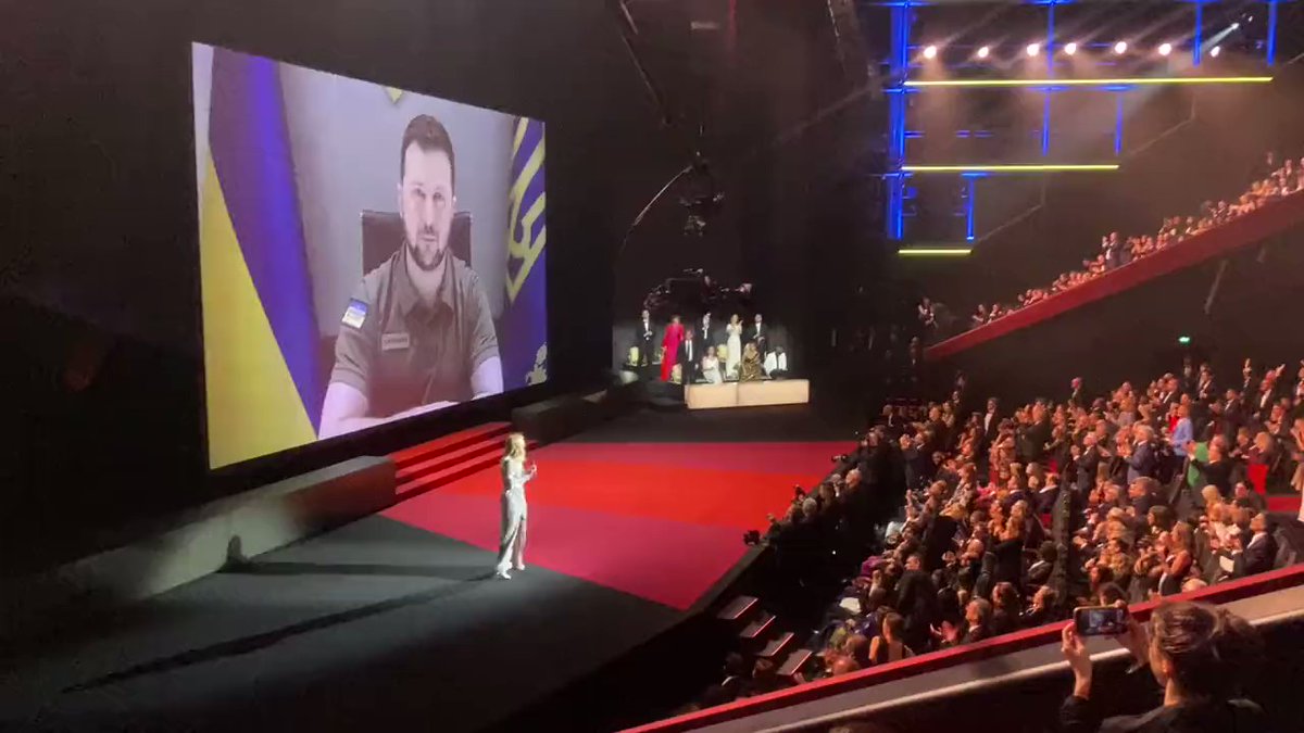 Počeo Filmski festival u Cannesu, prisutnima se obratio Zelenski riječima 