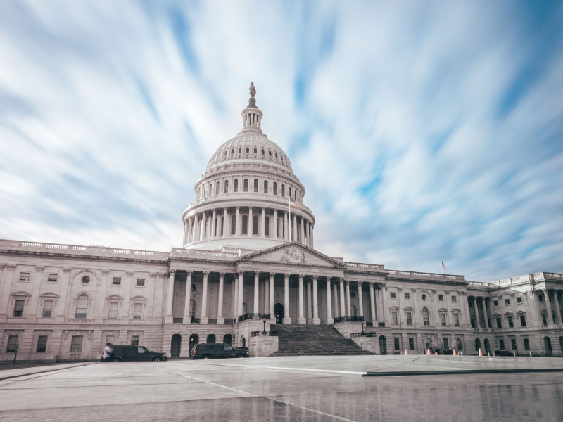 Vašington će morati da pozajmi novac od Pekinga da pošalje Kijevu