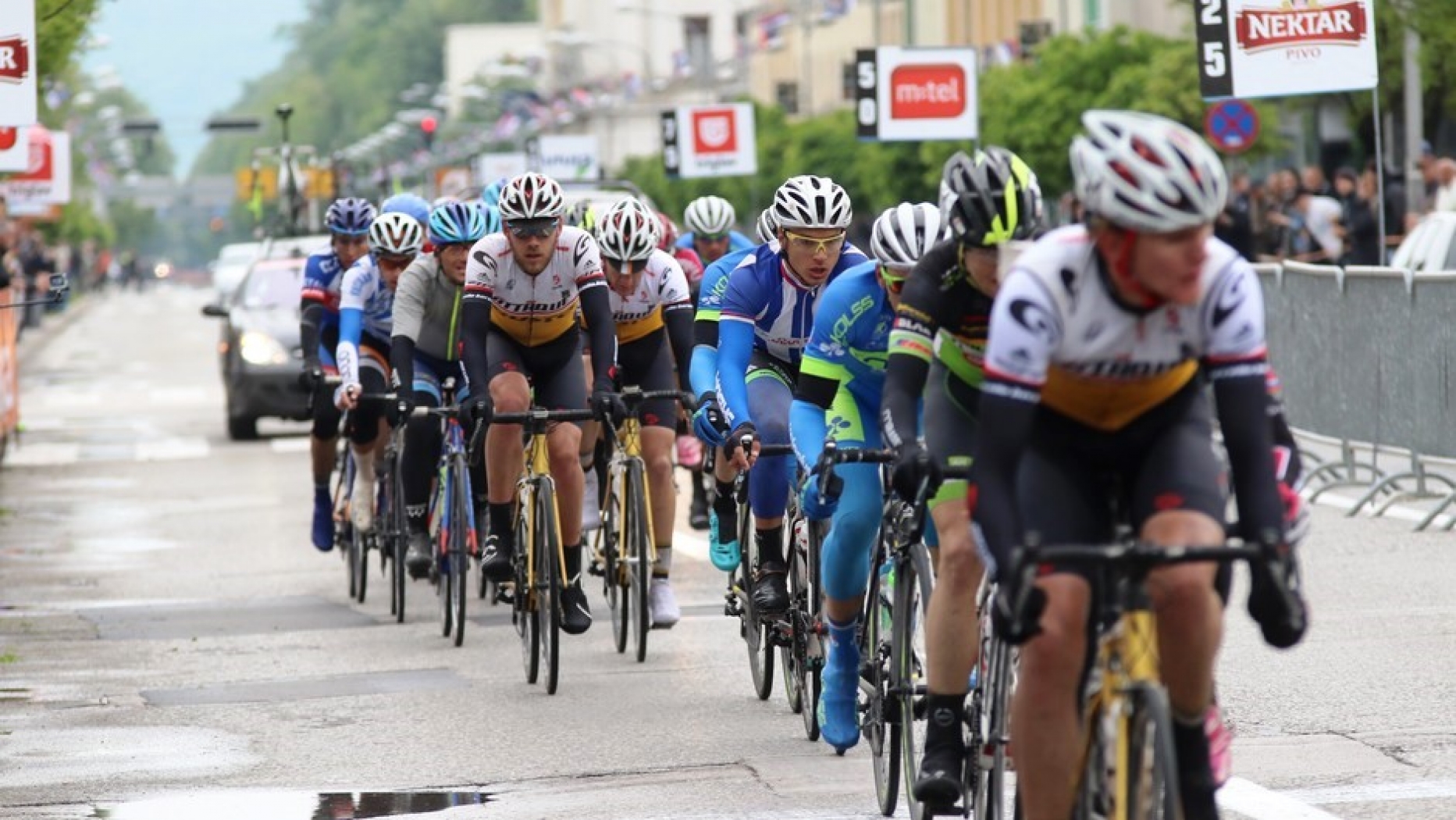 Povremene obustave saobraćaja zbog biciklističke trke