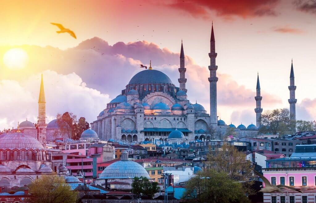Osumnjičena za teroristički napad u Istanbulu tvrdi da je naređenja dobijala preko američkih telefona