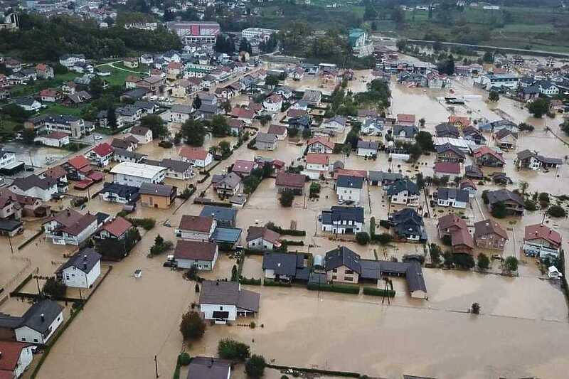 Kiseljak u potpunosti pod vodom, upućen apel stanovništvu