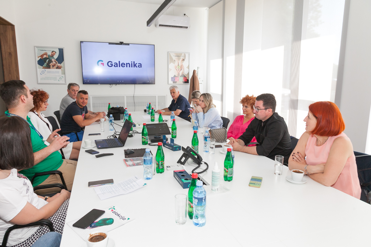 BiH novinari posjetili pogone kompanije Galenika u Beogradu