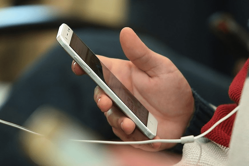 OPET U POGONU Proradili Džimejl i Jutjub