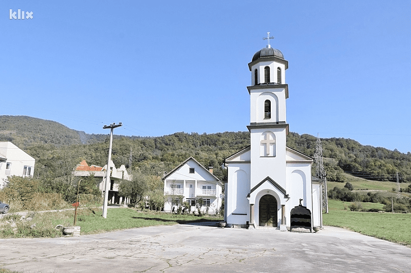 Dodik: Ne treba izmjestiti crkvu iz dvorišta Fate Orlović
