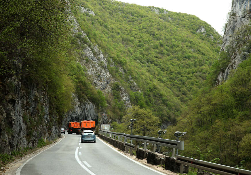 Obustava saobraćaja u kanjonu Tijesno