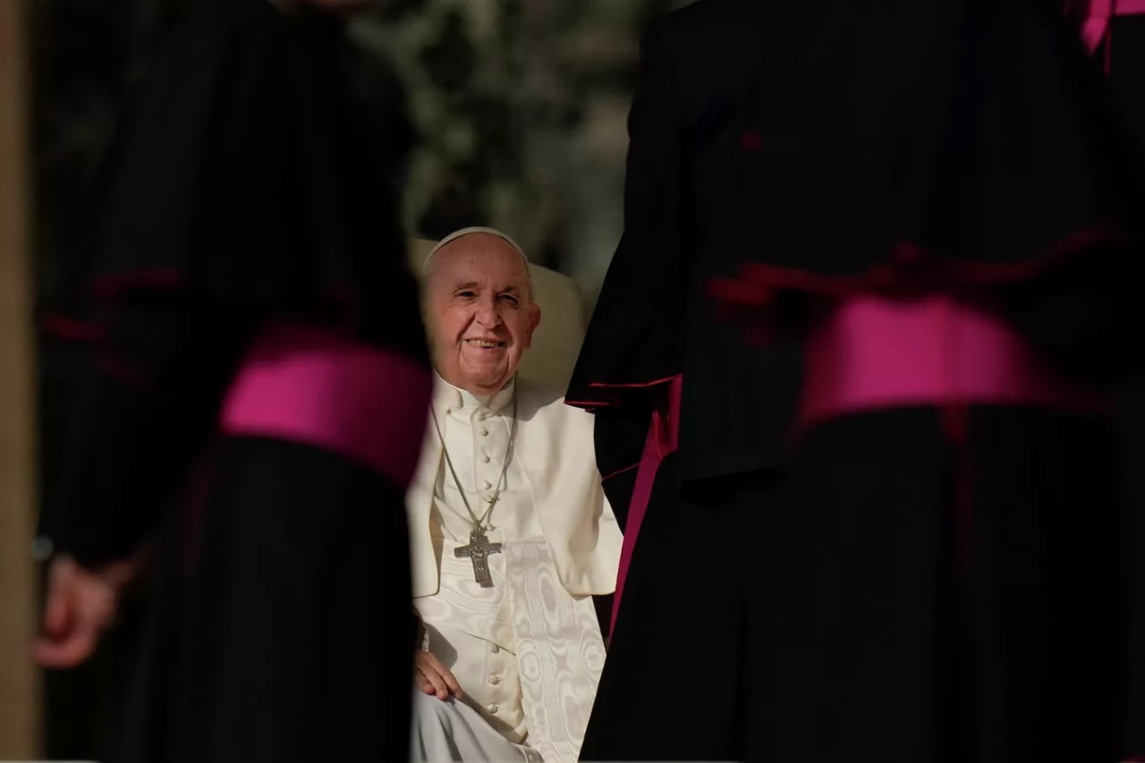 Papa zabrinut zbog situacije u Kijevsko-pečerskoj lavri, apeluje da svi poštuju sveta mjesta
