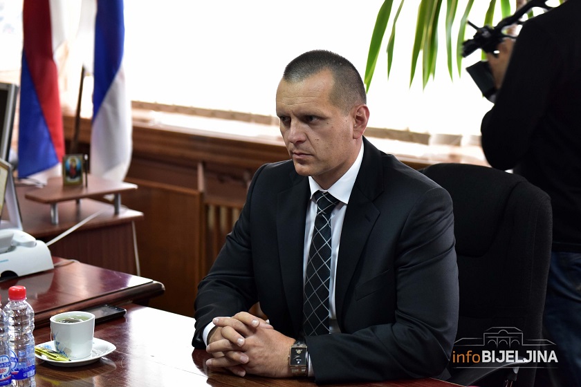 Lukač: Intenzivna potraga za dvije osobe nakon ranjavanja pripadnika SAJ-a