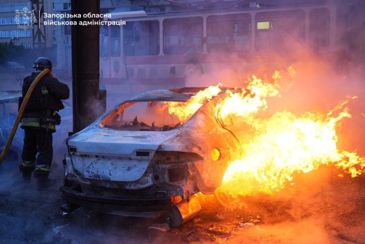 RUSKI UDAR NA ZAPOROŽJE: Krvavi sukobi na frontu ne prestaju, 13 mrtvih, na desetine ranjenih, jezive slike s lica mjesta (foto)