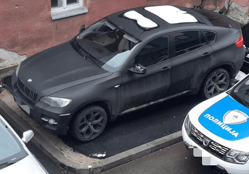 OSTAO BEZ SKUPOCJENOG BMW Od Dobojlije oduzeto vozilo zbog dugova