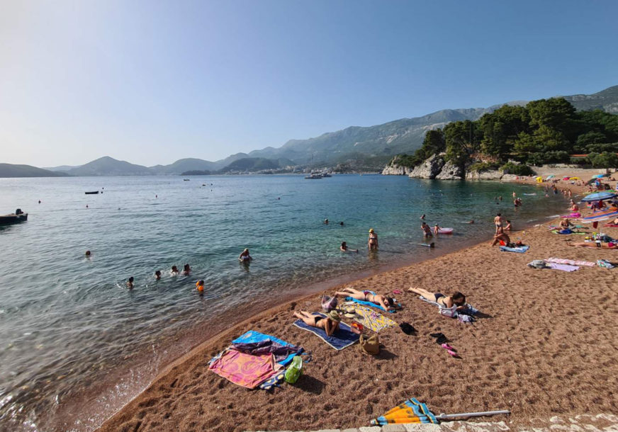 Korona se ponovo širi: Među novim slučajevima zaraze u Crnoj Gori 15 turista