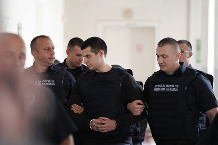 Nakon haosa, suđenje za masakr biće nastavljeno u Beogradu