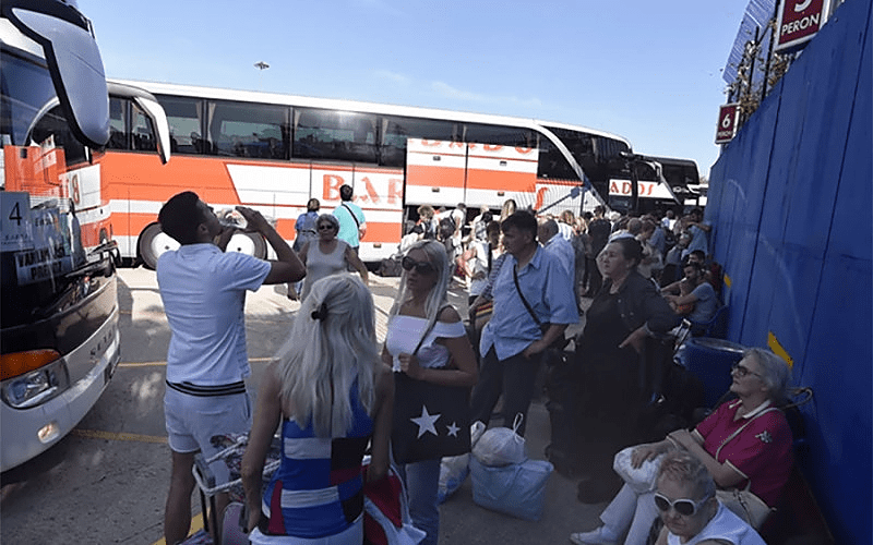 Ako na ulazu u Grčku jedan putnik ima koronu, svi iz autobusa idu u izolaciju