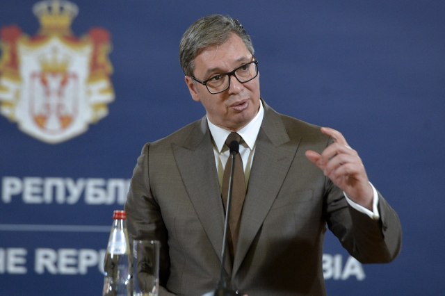 Vučić: Tražili su da uvedemo sankcije Rusiji