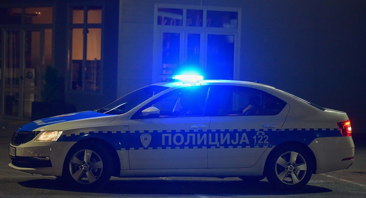 Poginuo motociklista, vozač golfa teško povrijeđen