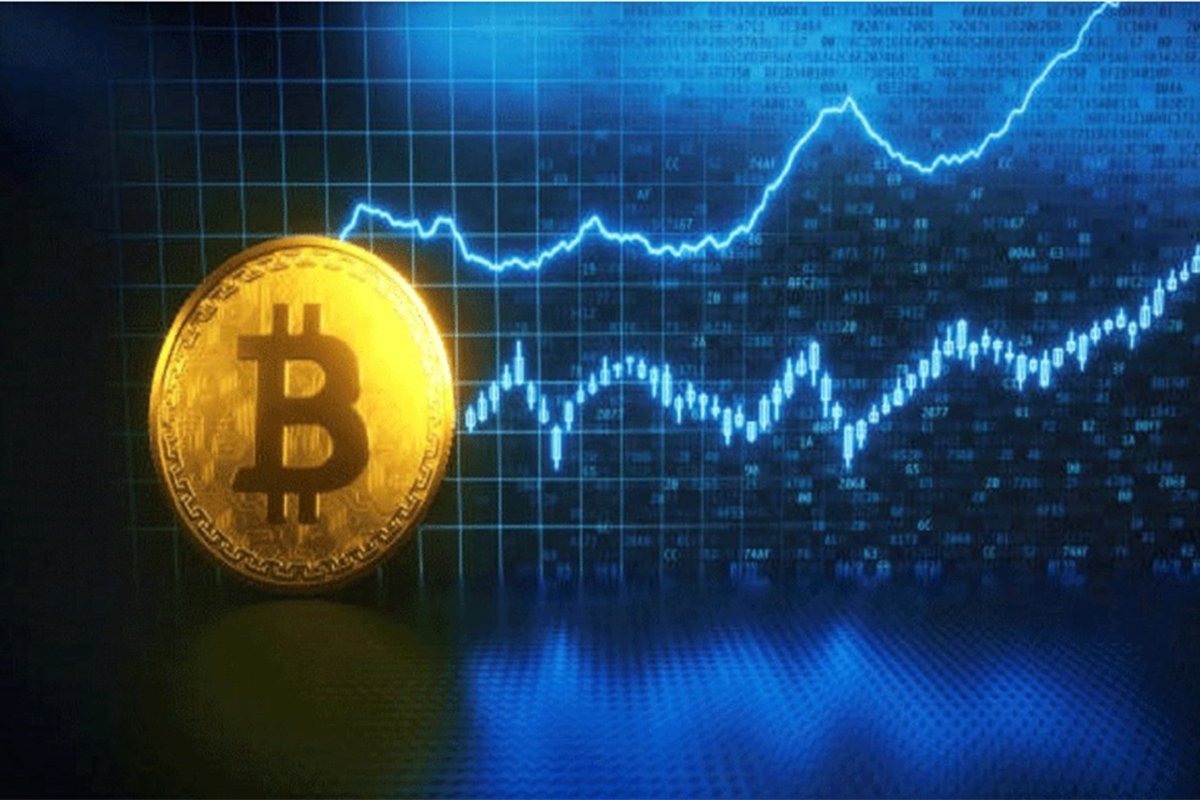 Kripto berze tonu, bitkoin pao na 70.374 dolara