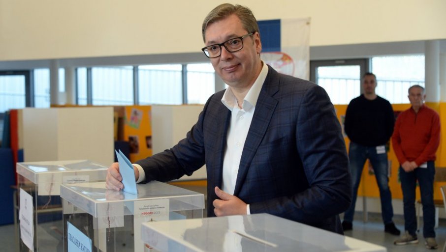 Vučić priznao da VJERUJE U UBJEDLJIVU POBJEDU
