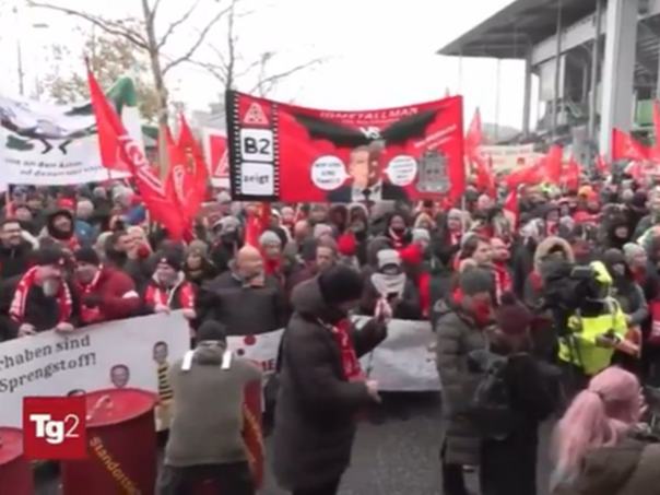 Veliki štrajk u Volkswagenu u Njemačkoj: Radnici nezadovoljni (VIDEO)