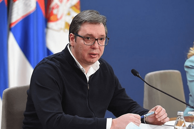 Vučić molio Krizni štab da ne zatvara ugostiteljske objekte