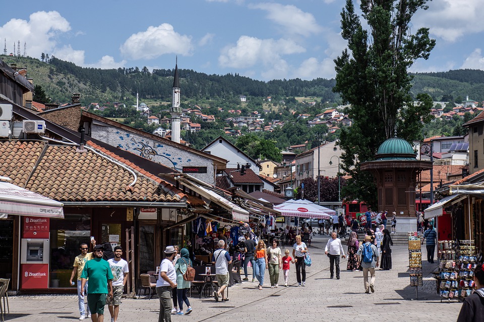NAJTEŽA SITUACIJA U SARAJEVU: U posljednjih sedam dana 3.051 osoba u FBiH zaražena koronom