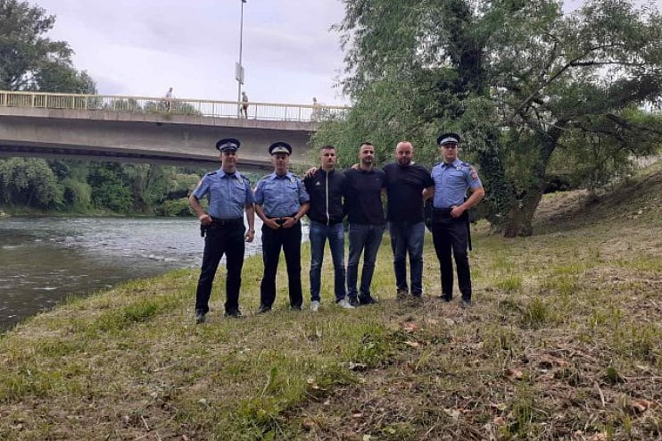 Banjalučani spasili dječaka koji je s mosta upao u rijeku Vrbas