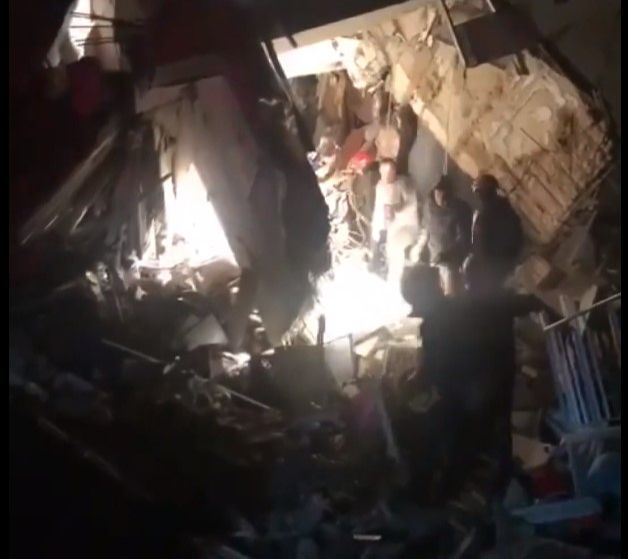 Pojavio se snimak spašavanja bivšeg igrača Čelzija ispod ruševina u Hataju