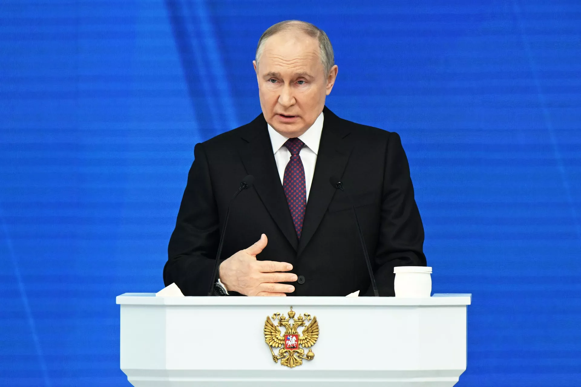 Putin: Besmislice da će Rusija napasti Evropu - Zapad misli da je rat crtani film /video/,,,,