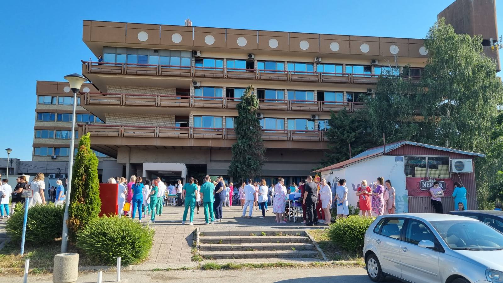 U UKC ponovo  evakuacija zbog dojave bombe