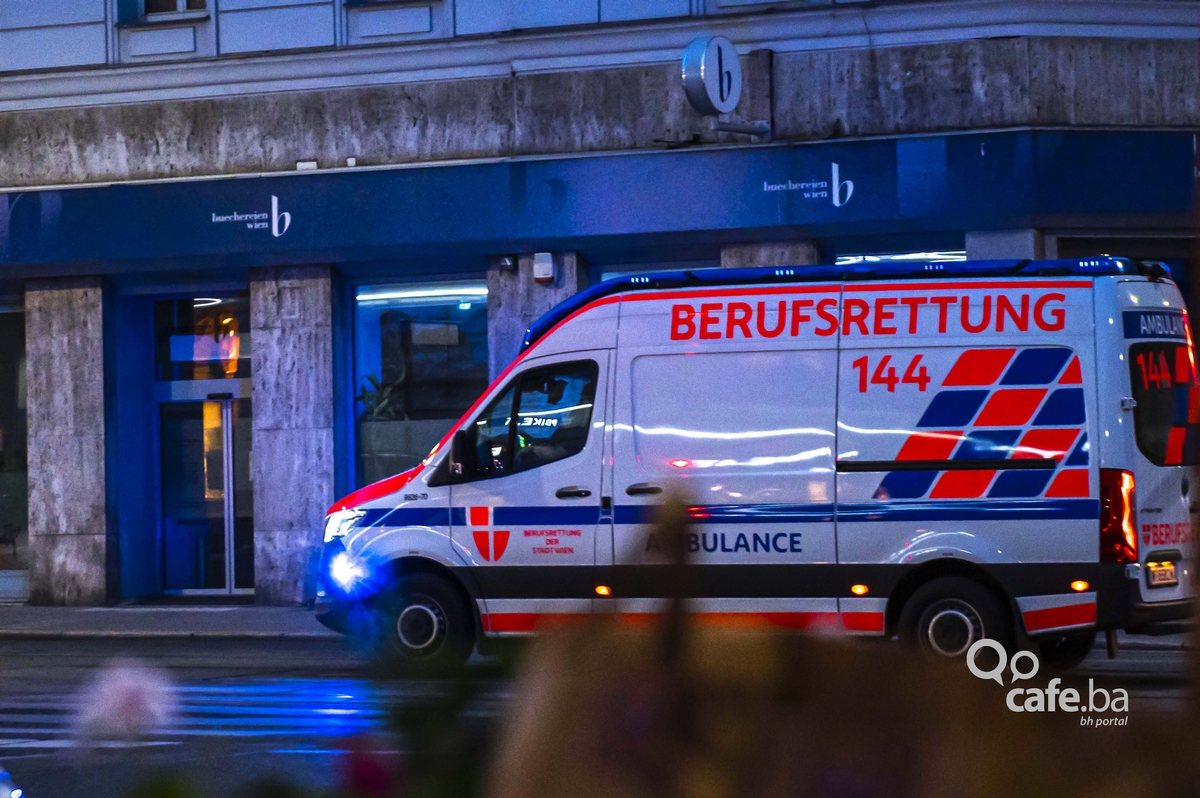 Radnik iz BiH teško povrijeđen u Austriji, pao u 450 stepeni vruću cink kupku