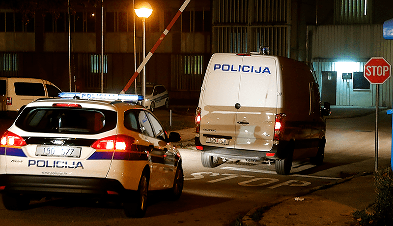 ODBORNIK HDZ U ZATVORU Brutalno tukao ženu više od pola sata i to pred djecom