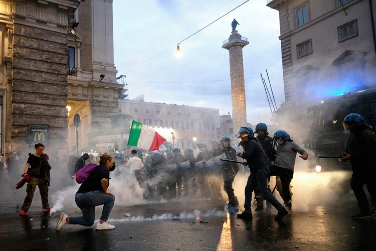 Protesti u Rimu i Ženevi: 