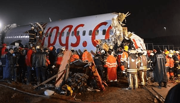 Troje mrtvih, 180 povrijeđenih u avionskoj nesreći u Istanbulu