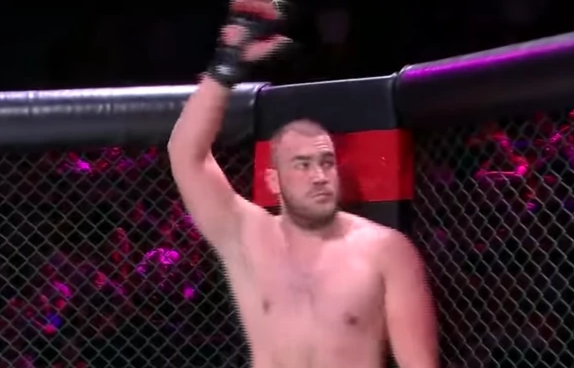 Osvajač medalja ubijen braneći svog šefa: Ko je mladi MMA borac koji je sinoć izrešetan u Novom Sadu