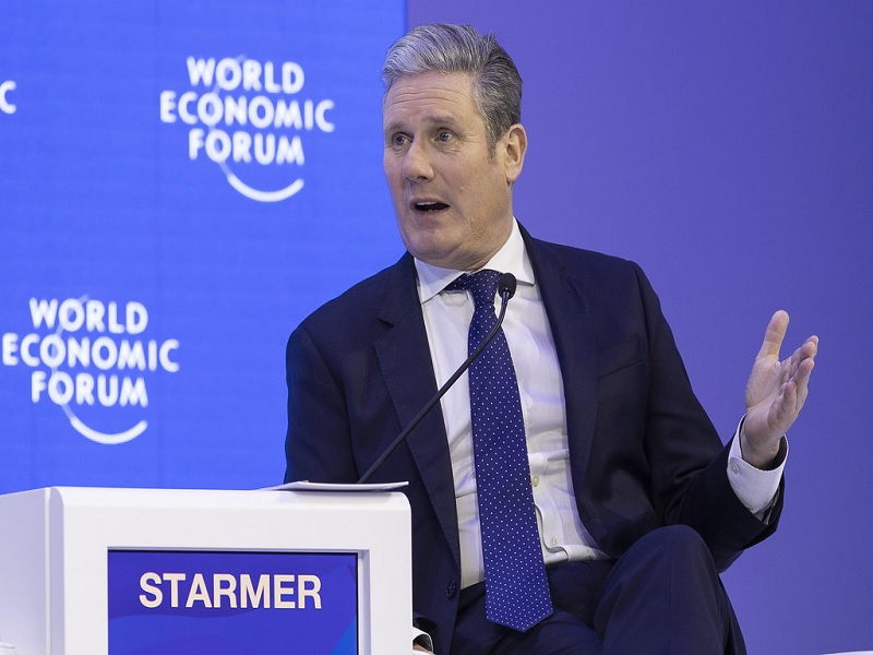Laburisti pobijedili u Velikoj Britaniji, Starmer novi premijer