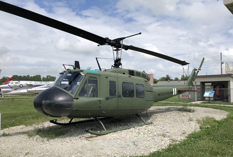 Helikopter koji je jučer pao u Jablaničko jezero se ne proizvodi 40 godina: Vrijedi oko 1.500.000 KM