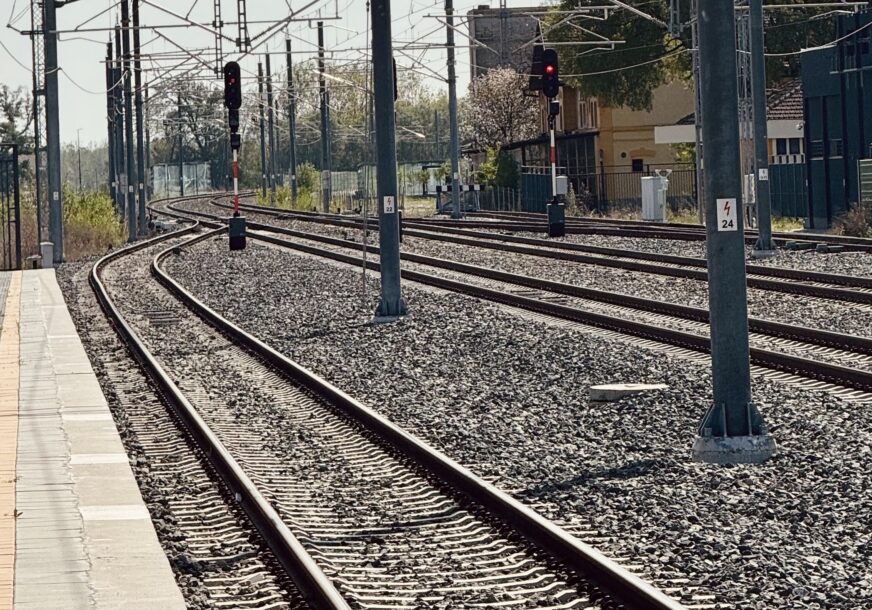Vozovi u Srpskoj ove godine 11 puta naletjeli na ljude i vozila