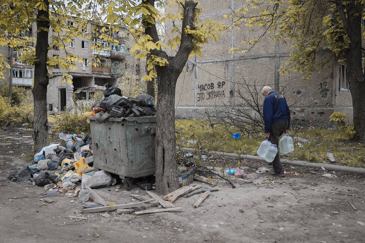 FRONT DANAS/VIDEO/Ruske trupe probile front i zauzele Očeretino; Rusi prešli kanal na periferiji Časova Jara;Harkov bez TV signala