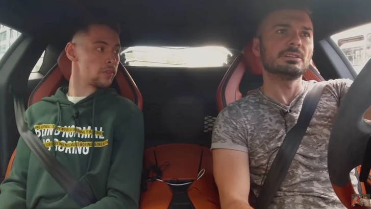 NJEGOVA REAKCIJA ĆE VAS RASPLAKATI Slavni Jutjuber provozao momka sa cerebralnom paralizom u 