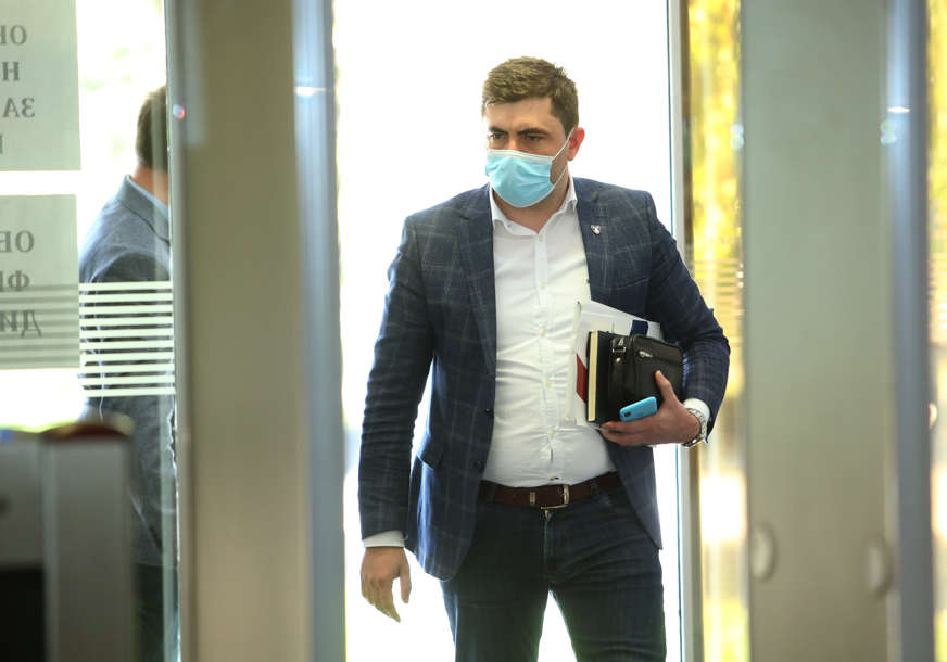 Na ličnom primjeru ukazao važnost imunizacije: Vakcinisao se i gradonačelnik Bijeljine