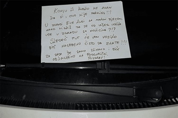 Poruka na parkiranom autu nasmijala region