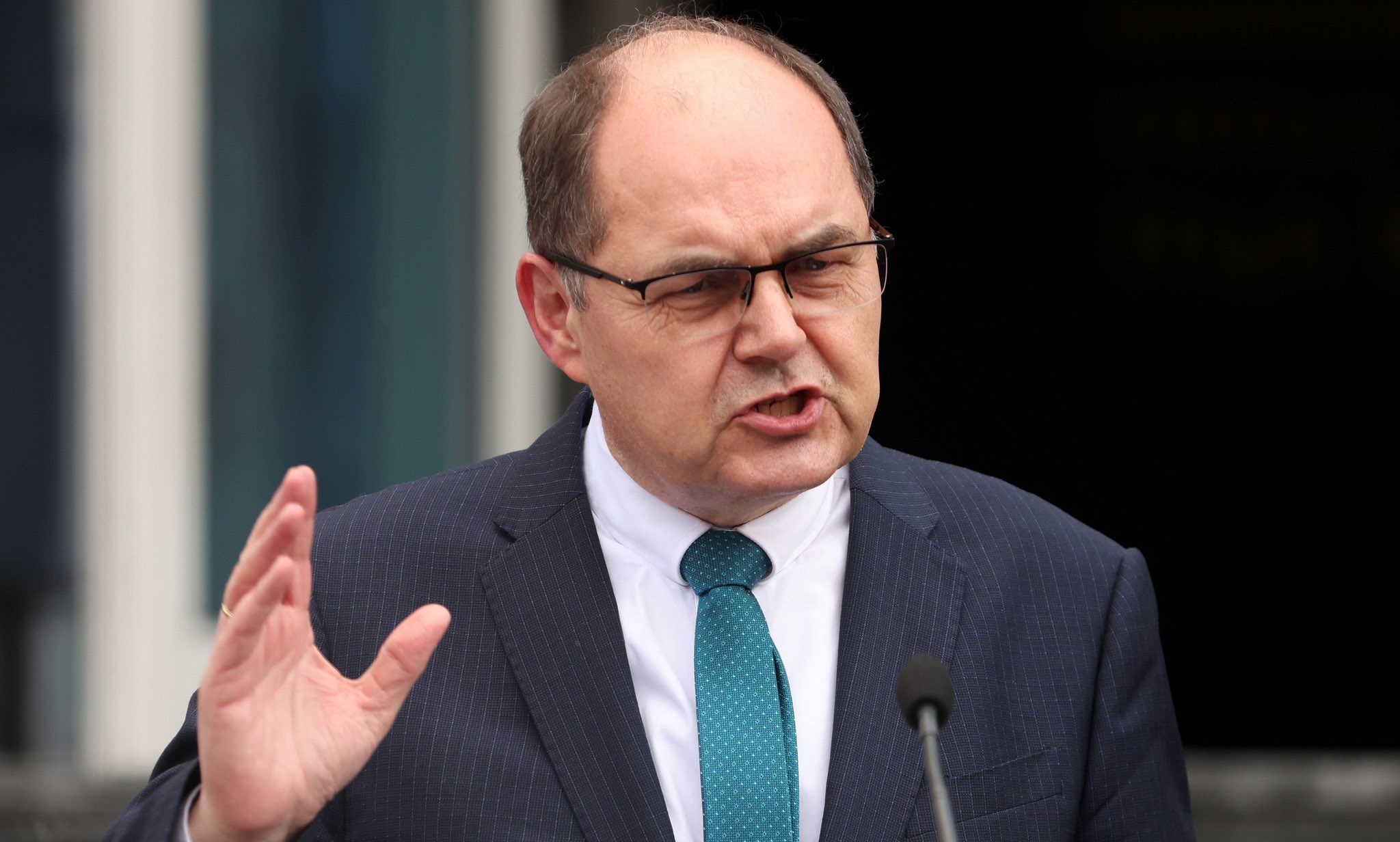 Šmit najavio nametanje izmjena Izbornog zakona