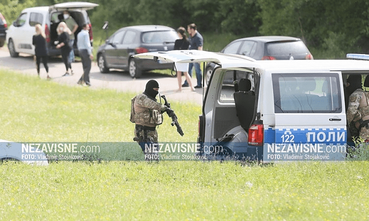 Više privedenih zbog ubistva Ćuluma, policija zatekla izrešetan auto