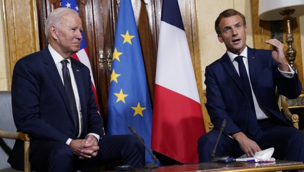 Makron i Bajden pooštravaju sankcije Rusiji