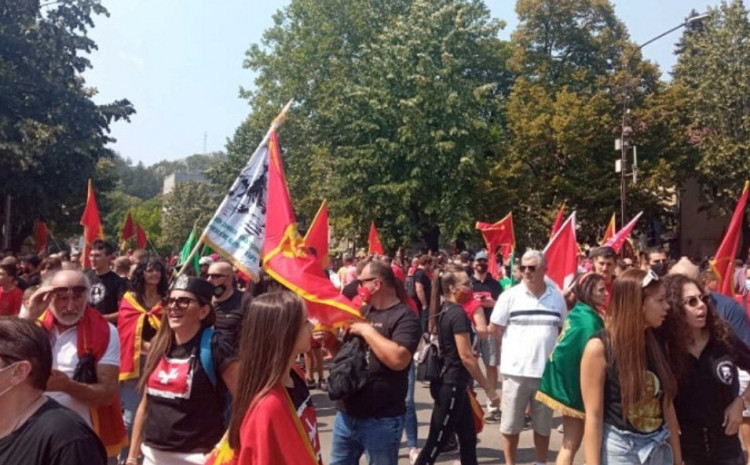 Protestu na Cetinju prisustvovalo oko 12,5 hiljada građana