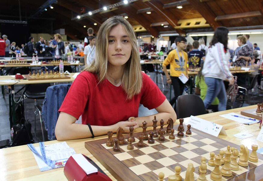 Između šaha i nauke: Maša Maksimović predvodi BiH na Olimpijadi, a onda kreće u pohod na doktorske studije (FOTO)