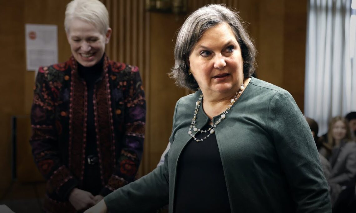 Prijevremeni kraj karijere Viktorije Nuland: Odlazak 